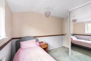 Bedroom- click for photo gallery